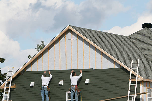 Professional Vinyl Siding technician working in Oakboro, NC