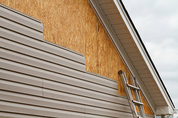 24/7 Emergency Vinyl Siding experts in Oakboro, NC